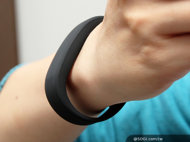 索尼智慧手環SmartBand SWR10 生活記錄好幫手 索尼智慧手環SmartBand SWR10 生活記錄好幫手