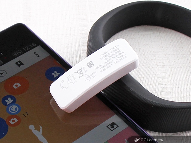 索尼智慧手環SmartBand SWR10 生活記錄好幫手 索尼智慧手環SmartBand SWR10 生活記錄好幫手