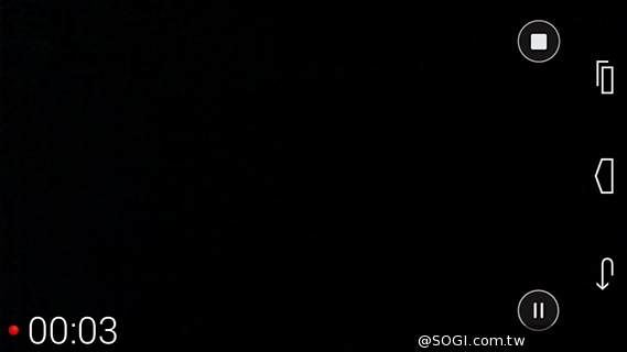 摩托羅拉4.3吋低價智慧型手機 Moto E