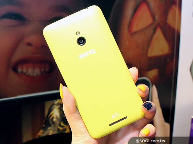 BenQ F5、T3亞太版4G手機上市 具悠遊卡支付功能