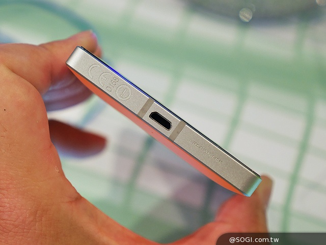 NOKIA Lumia 930登台 單機18900中華獨賣