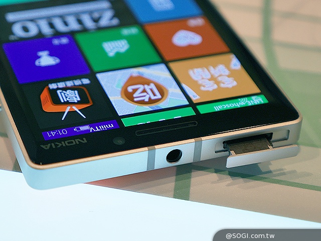 NOKIA Lumia 930登台 單機18900中華獨賣