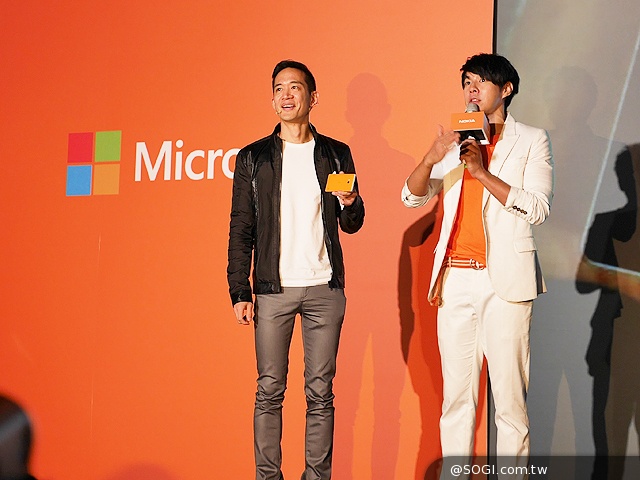 NOKIA Lumia 930登台 單機18900中華獨賣