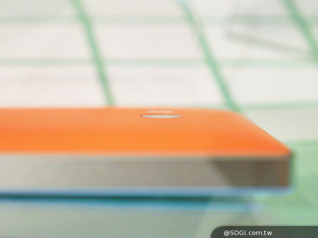 NOKIA Lumia 930登台 單機18900中華獨賣