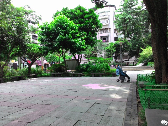 手機平板4G飆網 ASUS Fonepad 7 LTE ME372CL