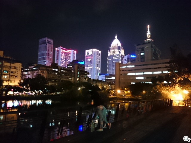 5吋防水機Sony Xperia Z2a 支援台灣4G全頻