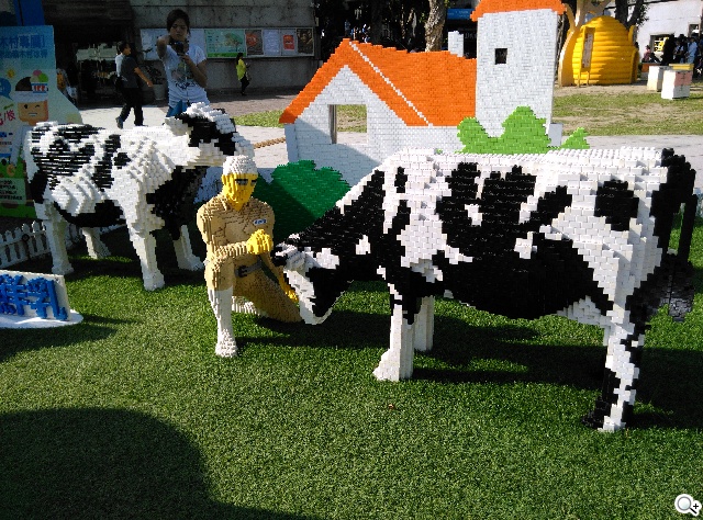 5吋4G智慧手機BenQ F5 四倍高感光暗處依舊精彩