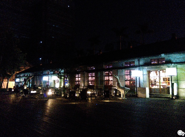 5吋4G智慧手機BenQ F5 四倍高感光暗處依舊精彩