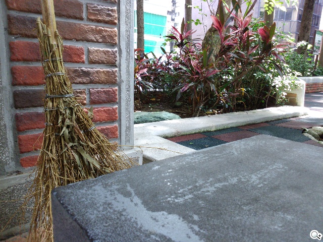 5.3吋纖薄時尚4G手機 Sony Xperia T3