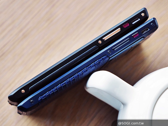 威圖最強奢華智慧機 Vertu Signature Touch動手玩