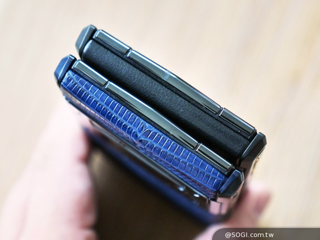 威圖最強奢華智慧機 Vertu Signature Touch動手玩