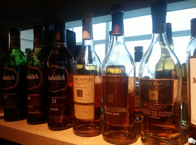 威圖最強奢華智慧機 Vertu Signature Touch動手玩