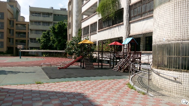 5吋MTK八核雙卡手機 酷派大神F1低價襲台