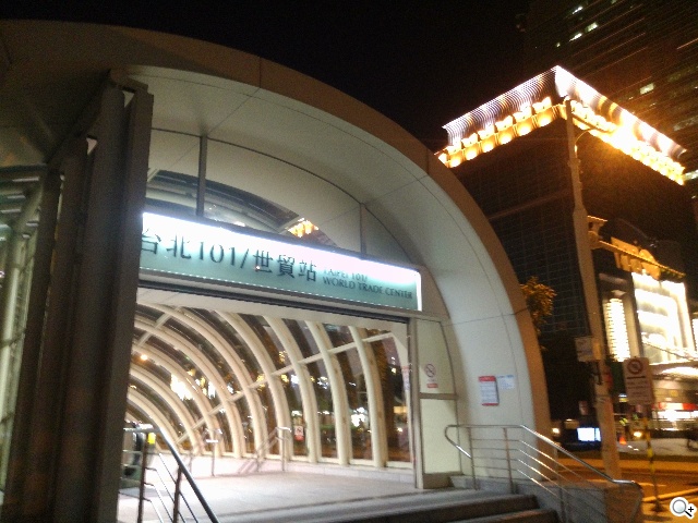 4G全頻InFocus M810 雙面玻璃、高規平價登場