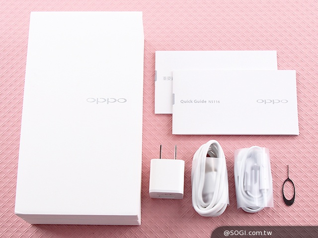 5吋4G手機OPPO N1 mini 翻轉相機輕鬆拍