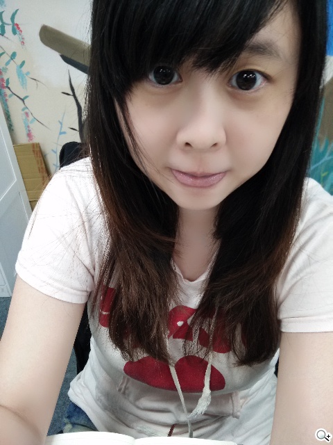 5吋4G手機OPPO N1 mini 翻轉相機輕鬆拍