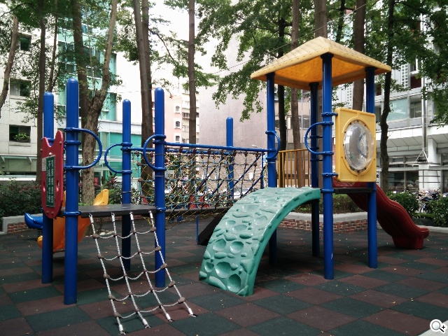 5吋4G手機OPPO N1 mini 翻轉相機輕鬆拍