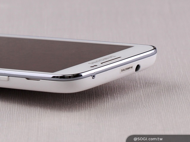 LTE全頻通入門款 三星GALAXY Core Lite詳測