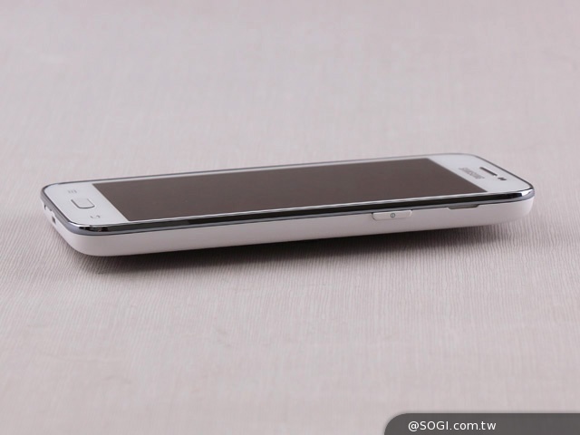 LTE全頻通入門款 三星GALAXY Core Lite詳測