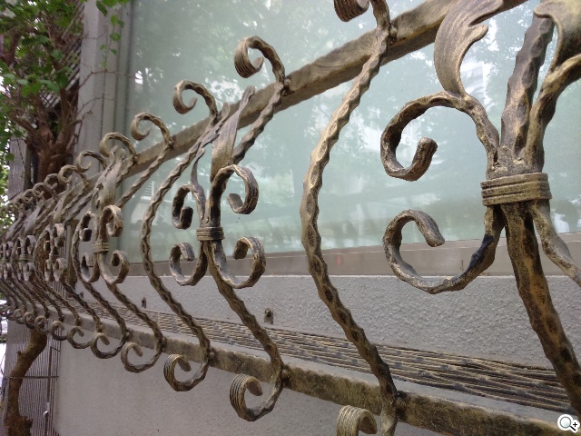 索尼4G全頻自拍手機Xperia C3 玩美彩妝新體驗