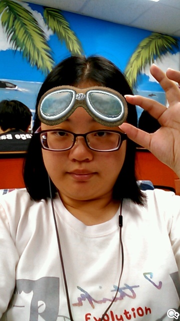 索尼4G全頻自拍手機Xperia C3 玩美彩妝新體驗