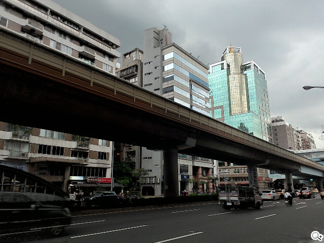 纖薄8吋平板 ASUS MeMO Pad 8 ME181C 纖薄8吋平板 ASUS MeMO Pad 8 ME181C