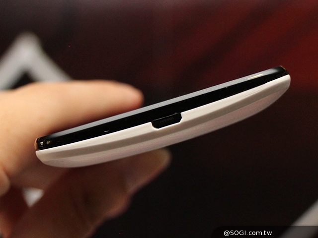 4G雙卡機InFocus M2搭8MP雙鏡頭 3988元搶市