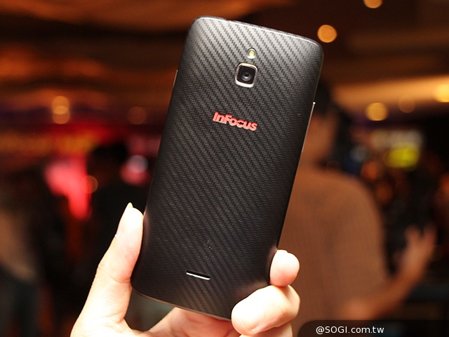 4G雙卡機InFocus M2搭8MP雙鏡頭 3988元搶市