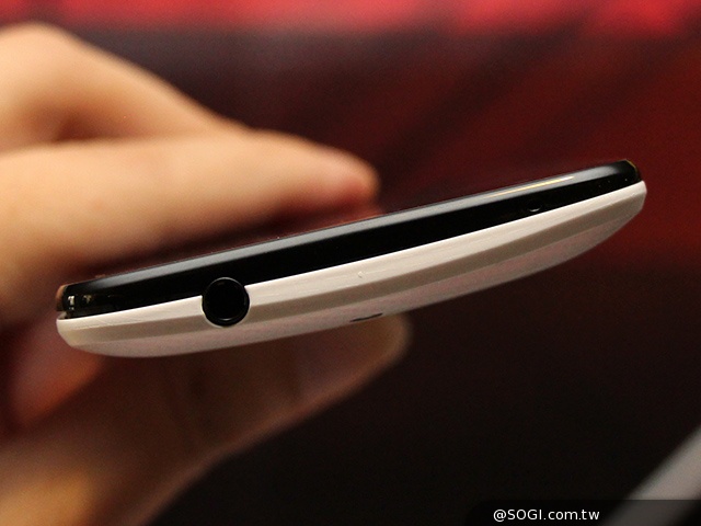 4G雙卡機InFocus M2搭8MP雙鏡頭 3988元搶市