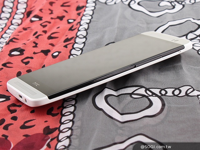M8塑膠平價款 潮流旗艦HTC One E8實測