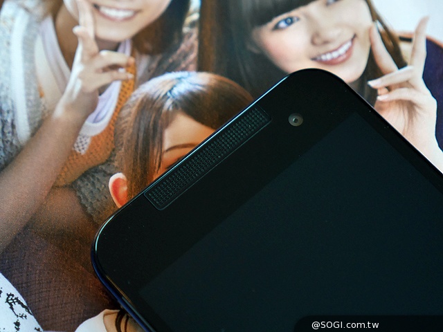 二代蝴蝶機登場！HTC Butterfly 2完整動手玩