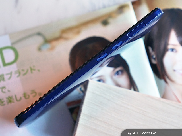 二代蝴蝶機登場！HTC Butterfly 2完整動手玩