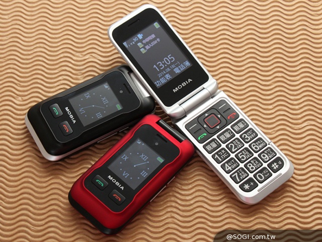MOBIA M500雙卡摺疊功能機 娛樂、實用兼具 MOBIA M500雙卡摺疊功能機 娛樂、實用兼具