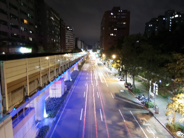 主打夜拍的5吋纖薄4G手機OPPO R3