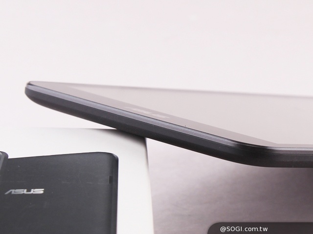 纖薄8吋平板 ASUS MeMO Pad 8 ME181C 纖薄8吋平板 ASUS MeMO Pad 8 ME181C