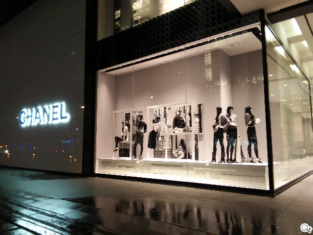 主打夜拍的5吋纖薄4G手機OPPO R3