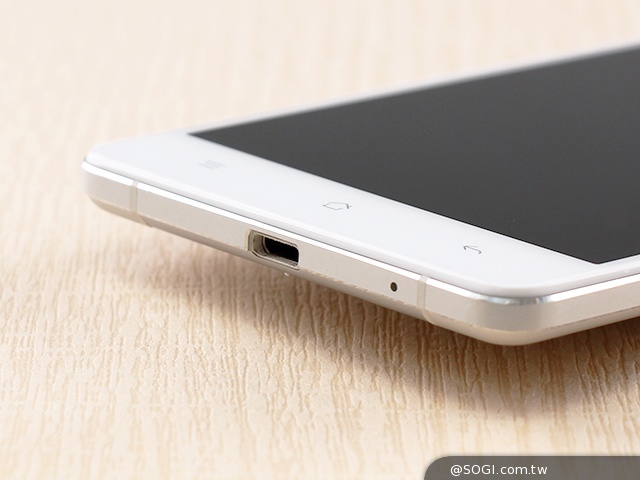 主打夜拍的5吋纖薄4G手機OPPO R3