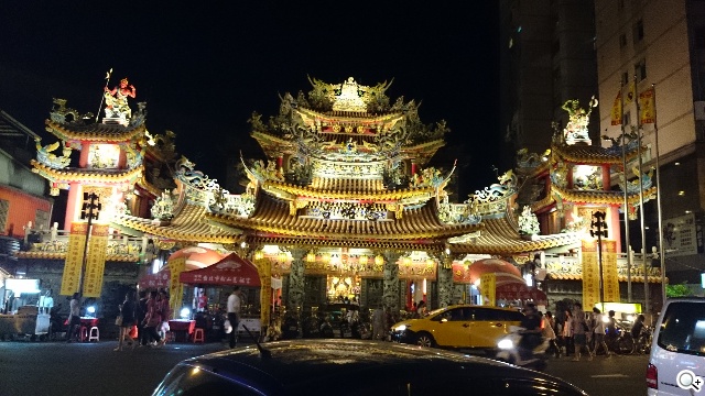 台北市趴趴走！4G小旅行with全頻Sony Z2a