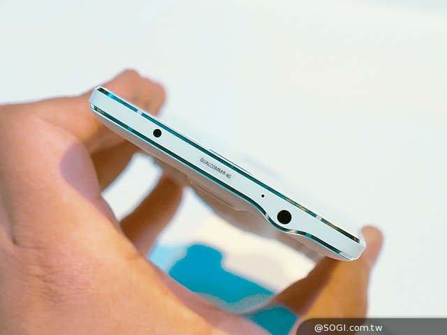 搶先動手玩!SAMSUNG GALAXY Note 4新旗艦報到【IFA 2014】 搶先動手玩!SAMSUNG GALAXY Note 4新旗艦報到【IFA 2014】