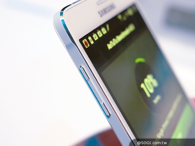 搶先動手玩!SAMSUNG GALAXY Note 4新旗艦報到【IFA 2014】 搶先動手玩!SAMSUNG GALAXY Note 4新旗艦報到【IFA 2014】