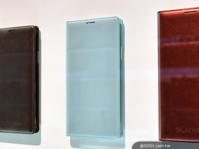 搶先動手玩!SAMSUNG GALAXY Note 4新旗艦報到【IFA 2014】 搶先動手玩!SAMSUNG GALAXY Note 4新旗艦報到【IFA 2014】