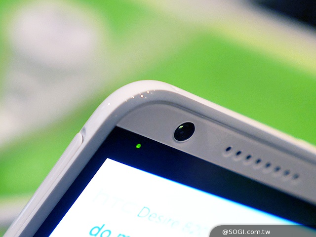首款8核64bit手機 HTC Desire 820動手玩【IFA 2014】 首款8核64bit手機 HTC Desire 820動手玩【IFA 2014】