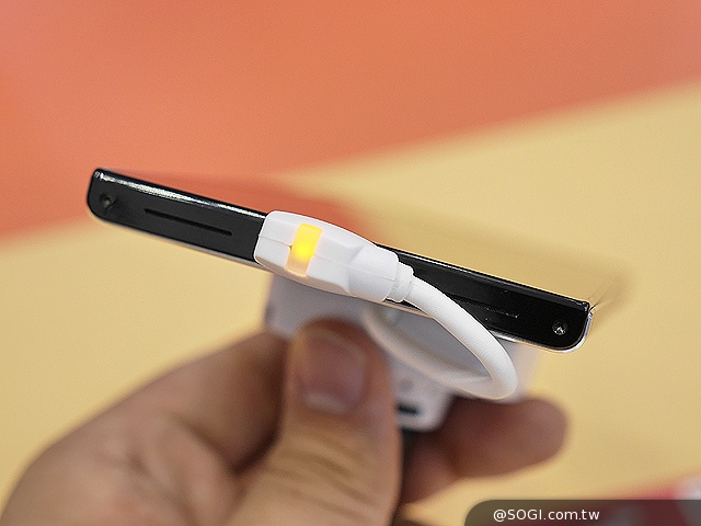聯想旗艦Vibe Z2 Pro與中階Vibe Z2、X2動手玩【IFA 2014】 聯想旗艦Vibe Z2 Pro與中階Vibe Z2、X2動手玩【IFA 2014】