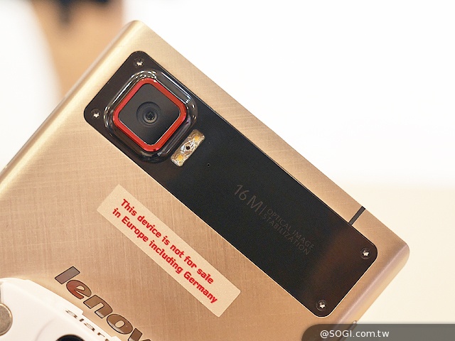 聯想旗艦Vibe Z2 Pro與中階Vibe Z2、X2動手玩【IFA 2014】 聯想旗艦Vibe Z2 Pro與中階Vibe Z2、X2動手玩【IFA 2014】