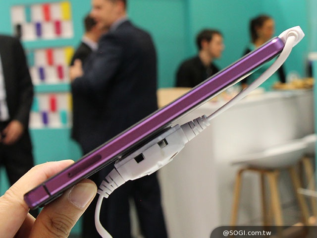 Tegra 4i四核4G手機WIKO HIGHWAY簡單玩【IFA 2014】