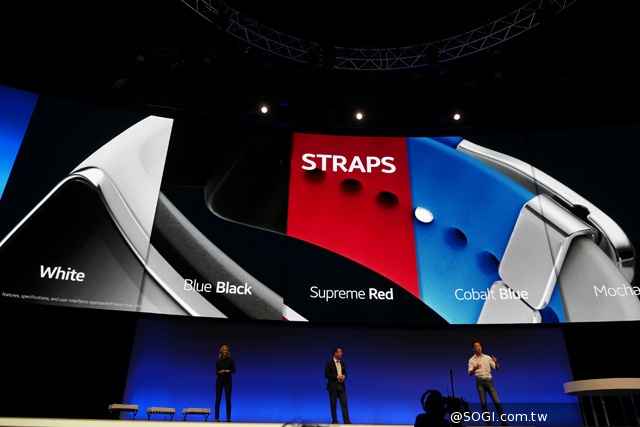 曲面大螢幕  三星Gear S可通話智慧錶動手玩【IFA 2014】