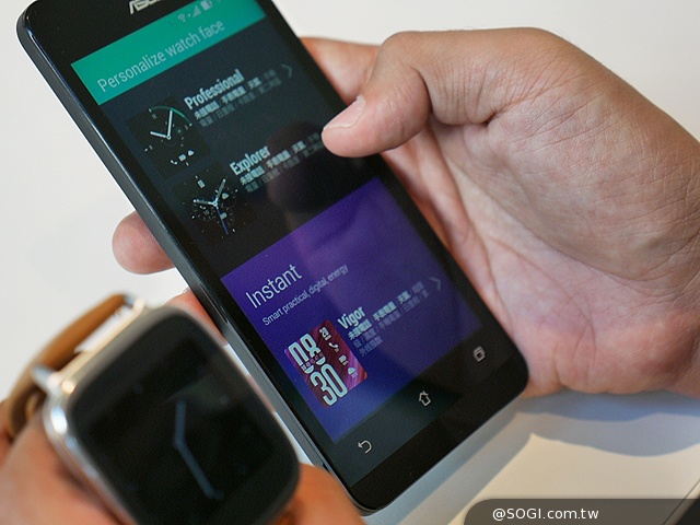 華碩首款智慧手錶 ASUS ZenWatch搶先體驗【IFA 2014】
