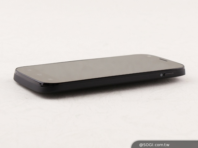 4G全頻入門手機 TWM Amazing X2實測 4G全頻入門手機 TWM Amazing X2實測