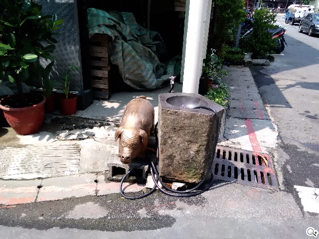 可站可躺、螢幕升級 聯想Yoga Tablet 10 HD+