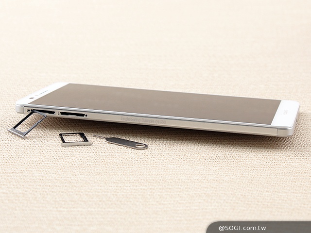 華為6吋巨屏機Ascend Mate7 功能進化加入指紋辨識